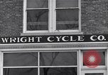 Image Wright Brother's Boutique de cycle Dayton Ohio USA, 1951, de la seconde 56 séquences d'archives historiques vidéo 65675036844