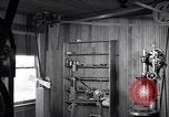 Standbild Wright Brother's Workshop Dayton Ohio USA, 1951, aus Sekunde 12 historischem Filmmaterial Videoclip 65675036845