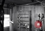Standbild Wright Brother's Workshop Dayton Ohio USA, 1951, aus Sekunde 17 historischem Filmmaterial Videoclip 65675036845