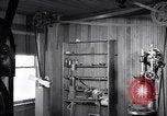 Standbild Wright Brother's Workshop Dayton Ohio USA, 1951, aus Sekunde 20 historischem Filmmaterial Videoclip 65675036845