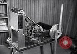 Standbild Wright Brother's Workshop Dayton Ohio USA, 1951, aus Sekunde 61 historischem Filmmaterial Videoclip 65675036845