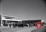 Standbild Wright Brothers Visitor Center Kitty Hawk North Carolina USA, 1960, aus Sekunde 28 historischem Filmmaterial Videoclip 65675036852