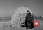 Standbild Wright Brothers Visitor Center Kitty Hawk North Carolina USA, 1960, aus Sekunde 10 historischem Filmmaterial Videoclip 65675036853