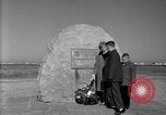 Standbild Wright Brothers Visitor Center Kitty Hawk North Carolina USA, 1960, aus Sekunde 11 historischem Filmmaterial Videoclip 65675036853