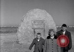 Standbild Wright Brothers Visitor Center Kitty Hawk North Carolina USA, 1960, aus Sekunde 16 historischem Filmmaterial Videoclip 65675036853
