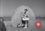 Standbild Wright Brothers Visitor Center Kitty Hawk North Carolina USA, 1960, aus Sekunde 31 historischem Filmmaterial Videoclip 65675036853