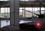 Standbild Wright Brothers National Memorial Kitty Hawk North Carolina USA, 1972, aus Sekunde 27 historischem Filmmaterial Videoclip 65675036857