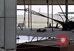 Immagine di Wright Brothers National Memorial Kitty Hawk North Carolina USA, 1972, secondo 60 filmato di repertorio 65675036858
