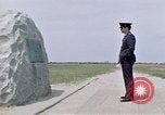 Immagine di Wright Brothers National Memorial Kitty Hawk North Carolina USA, 1972, secondo 15 filmato di repertorio 65675036859