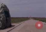 Immagine di Wright Brothers National Memorial Kitty Hawk North Carolina USA, 1972, secondo 44 filmato di repertorio 65675036859