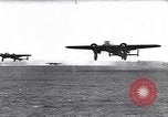 Image les bombardiers allemands raid London dans la bataille d'Angleterre London England Royaume-Uni, 1940, de la seconde 29 séquences d'archives historiques vidéo 65675036902