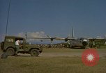 Standbild Luftbrücke der Straßenbau Ausrüstungen Chiloya Peru, 1966, aus Sekunde 5 historischem Filmmaterial Videoclip 65675036906
