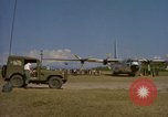 Standbild Luftbrücke der Straßenbau Ausrüstungen Chiloya Peru, 1966, aus Sekunde 10 historischem Filmmaterial Videoclip 65675036906
