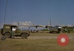 Standbild Luftbrücke der Straßenbau Ausrüstungen Chiloya Peru, 1966, aus Sekunde 11 historischem Filmmaterial Videoclip 65675036906