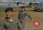 Standbild Luftbrücke der Straßenbau Ausrüstungen Chiloya Peru, 1966, aus Sekunde 28 historischem Filmmaterial Videoclip 65675036906