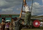 Standbild Luftbrücke der Straßenbau Ausrüstungen Chiloya Peru, 1966, aus Sekunde 4 historischem Filmmaterial Videoclip 65675036907