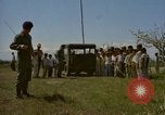 Standbild Luftbrücke der Straßenbau Ausrüstungen Chiloya Peru, 1966, aus Sekunde 27 historischem Filmmaterial Videoclip 65675036907