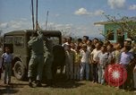 Standbild Luftbrücke der Straßenbau Ausrüstungen Chiloya Peru, 1966, aus Sekunde 36 historischem Filmmaterial Videoclip 65675036907