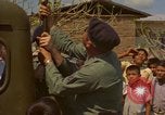 Standbild Luftbrücke der Straßenbau Ausrüstungen Chiloya Peru, 1966, aus Sekunde 54 historischem Filmmaterial Videoclip 65675036907