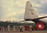 Standbild Luftbrücke der Straßenbau Ausrüstungen Chiloya Peru, 1966, aus Sekunde 58 historischem Filmmaterial Videoclip 65675036908