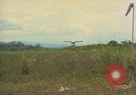Standbild Luftbrücke der Straßenbau Ausrüstungen Chiloya Peru, 1966, aus Sekunde 6 historischem Filmmaterial Videoclip 65675036909