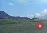 Standbild Luftbrücke der Straßenbau Ausrüstungen Chiloya Peru, 1966, aus Sekunde 20 historischem Filmmaterial Videoclip 65675036911
