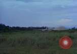 Standbild Luftbrücke Road Construction Equipment Chiloya Peru, 1966, aus Sekunde 18 historischem Filmmaterial Videoclip 65675036913