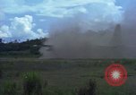 Standbild Luftbrücke Road Construction Equipment Chiloya Peru, 1966, aus Sekunde 33 historischem Filmmaterial Videoclip 65675036913