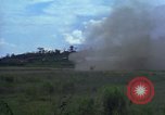 Standbild Luftbrücke Road Construction Equipment Chiloya Peru, 1966, aus Sekunde 35 historischem Filmmaterial Videoclip 65675036913
