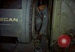 Image Andes engins de construction de routes de transport aérien Chiloya Pérou, 1966, de la seconde 9 séquences d'archives historiques vidéo 65675036915