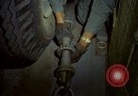 Image Andes engins de construction de routes de transport aérien Chiloya Pérou, 1966, de la seconde 23 séquences d'archives historiques vidéo 65675036915
