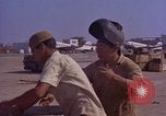 Image Andes engins de construction de routes de transport aérien Chiloya Pérou, 1966, de la seconde 6 séquences d'archives historiques vidéo 65675036917