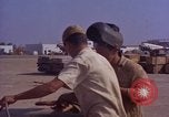 Image Andes engins de construction de routes de transport aérien Chiloya Pérou, 1966, de la seconde 7 séquences d'archives historiques vidéo 65675036917