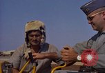 Image Andes Airlift de matériel de construction Chiloya Pérou, 1966, de la seconde 22 séquences d'archives historiques vidéo 65675036921