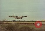 Image Andes Airlift de matériel de construction Chiloya Pérou, 1966, de la seconde 41 séquences d'archives historiques vidéo 65675036922