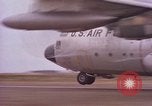 Image Andes Airlift Chiloya Pérou, 1966, de la seconde 33 séquences d'archives historiques vidéo 65675036923