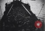 Image Nippon attaques Hong Kong Hong Kong, 1942, de la seconde 55 séquences d'archives historiques vidéo 65675036945