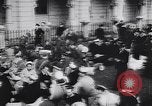 Immagine di British rinuncia di Hong Kong per il Giappone Giappone, 1941, secondo 57 filmato di repertorio 65675036946