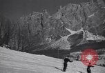 Image course de ski Cortina d'Ampezzo Italie, 1939, de la seconde 19 séquences d'archives historiques vidéo 65675036951
