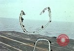 Standbild USA Schiff Amerika CVA-66 United States USA, 1966, aus Sekunde 1 historischem Filmmaterial Videoclip 65675036952