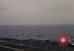 Standbild USA Schiff Amerika CVA-66 United States USA, 1966, aus Sekunde 5 historischem Filmmaterial Videoclip 65675036952