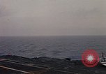 Standbild USA Schiff Amerika CVA-66 United States USA, 1966, aus Sekunde 6 historischem Filmmaterial Videoclip 65675036952