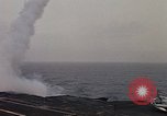 Standbild USA Schiff Amerika CVA-66 United States USA, 1966, aus Sekunde 14 historischem Filmmaterial Videoclip 65675036952