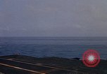 Standbild USA Schiff Amerika CVA-66 United States USA, 1966, aus Sekunde 16 historischem Filmmaterial Videoclip 65675036952