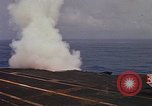 Standbild USA Schiff Amerika CVA-66 United States USA, 1966, aus Sekunde 23 historischem Filmmaterial Videoclip 65675036952