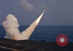 Standbild USA Schiff Amerika CVA-66 United States USA, 1966, aus Sekunde 30 historischem Filmmaterial Videoclip 65675036952