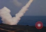Standbild USA Schiff Amerika CVA-66 United States USA, 1966, aus Sekunde 31 historischem Filmmaterial Videoclip 65675036952