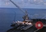 Standbild USA Schiff Amerika CVA-66 United States USA, 1966, aus Sekunde 45 historischem Filmmaterial Videoclip 65675036952