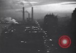 Standbild Gebäude und Verkehr in der Nacht New York City USA, 1944, aus Sekunde 7 historischem Filmmaterial Videoclip 65675036987