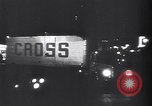 Standbild Gebäude und Verkehr in der Nacht New York City USA, 1944, aus Sekunde 35 historischem Filmmaterial Videoclip 65675036987